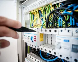 Instalacje elektryczne i systemy elektroniczne